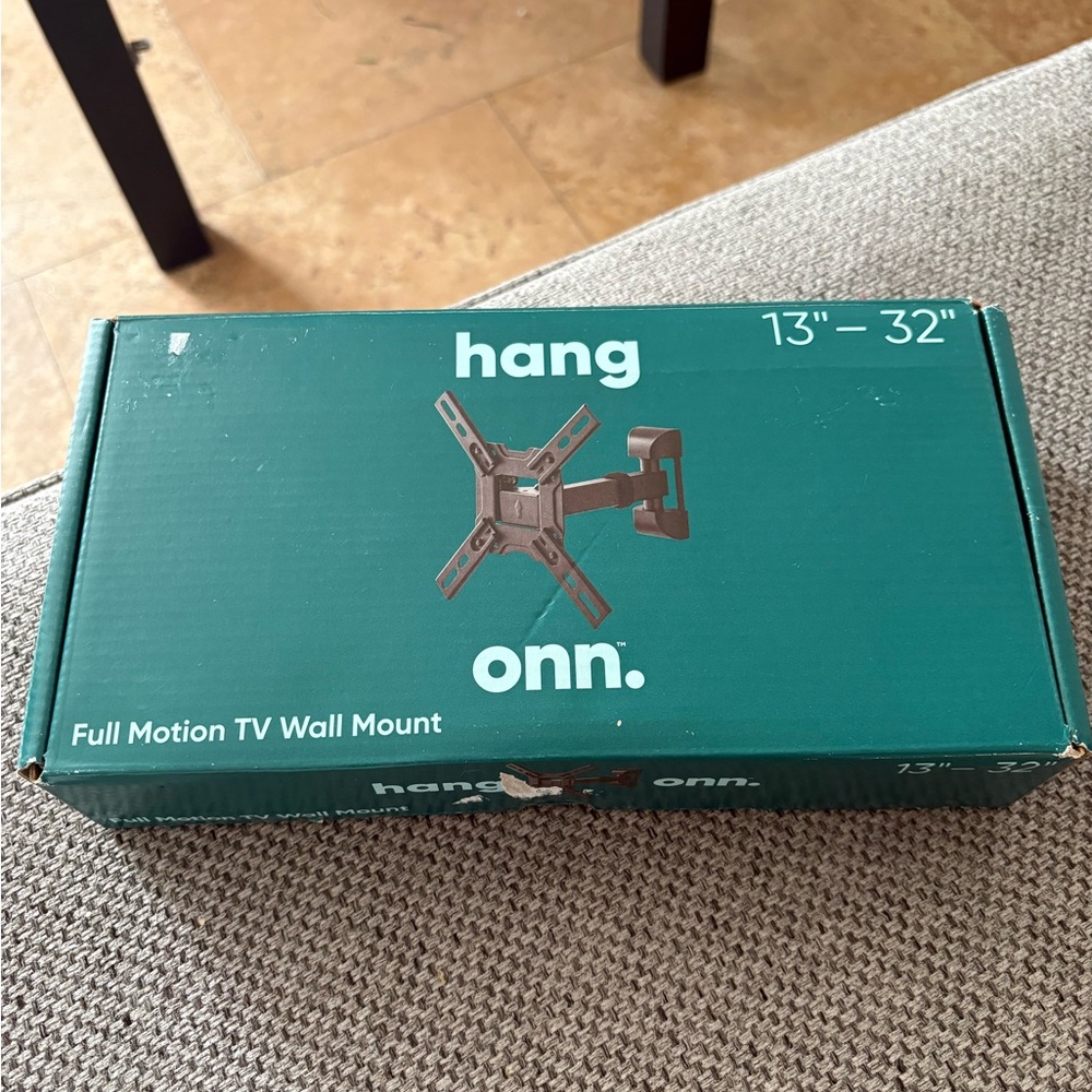On Running Full Motion Wall Mount in Teal